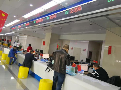 科技助力防疫 阳曲县政务服务中心启用红外体温测量仪，强化信息咨询服务