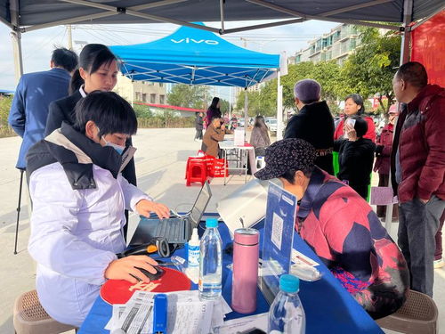 衡阳市人民政府推出“一站式”民生服务，石惠家园居民喜领“健康就业安全”大礼包